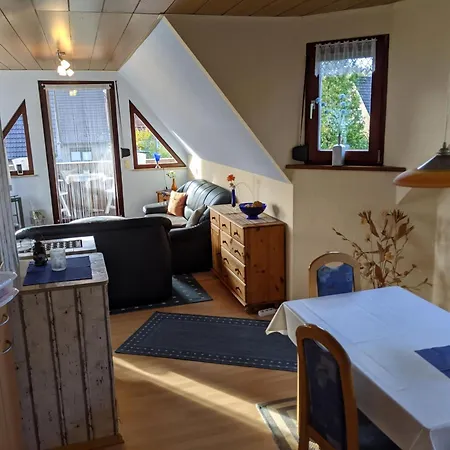 Deichnaehe In Wilhlelmshaven Voslapp